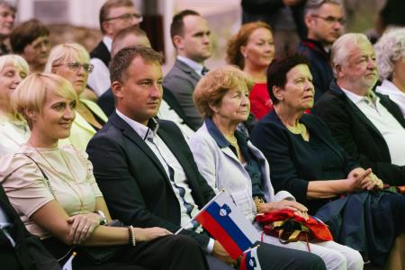 Župan Matej Slapar ob dnevu državnosti »Ko narod stoji odločno, z vero v svoje vrednote in pravice, postane nepremagljiv.«  (76)